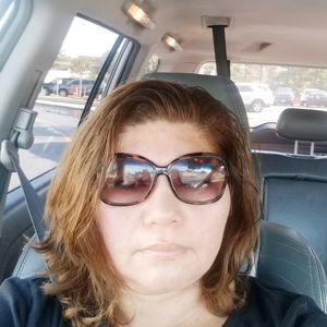 Meet your Posher, Esther